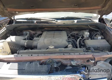 2016 Toyota Tundra Sr5 5.7L V8 z USA, uszkodzony, nr VIN 5TFDW5F11GX494738
